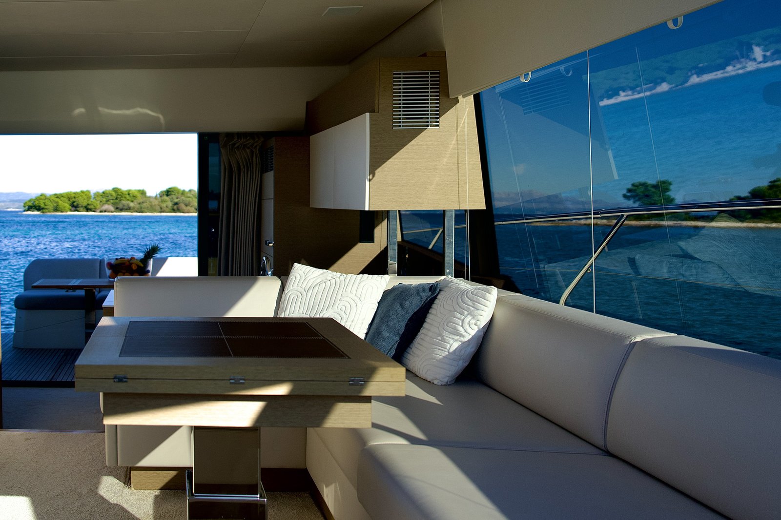 Yachting & Boats